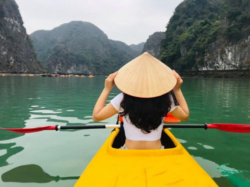 Chèo thuyền Kayak trên Ao Ếch