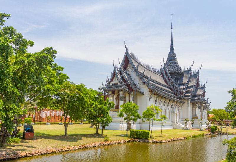 Cung Điện Dusit Prasat Palace